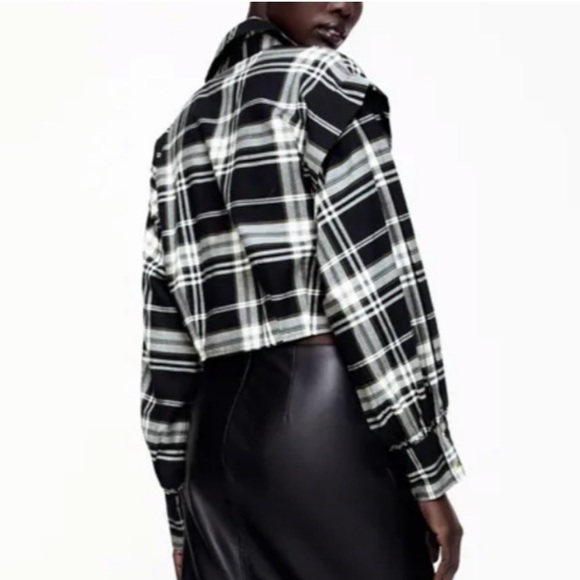 NWT Zara Cropped Plaid Flannel Shirt Crop Top Oversized Button Up Long Sleeve L - Picture 2 of 13